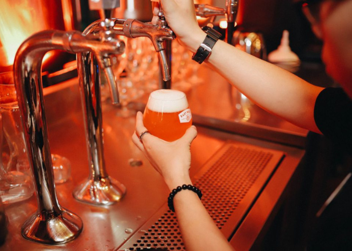 bia thủ công và bia tươi