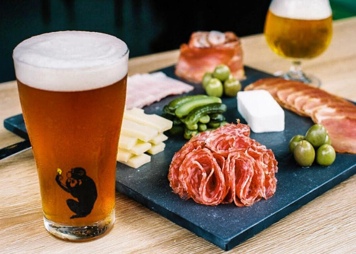 Các món ăn kèm bia thủ công