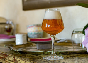 Bia thủ công kết hợp với món tráng miệng