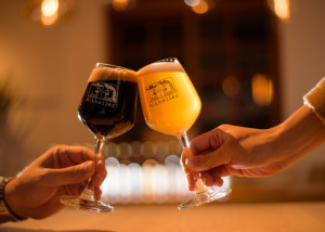 Cách kết hợp bia thủ công với món ăn châu Á