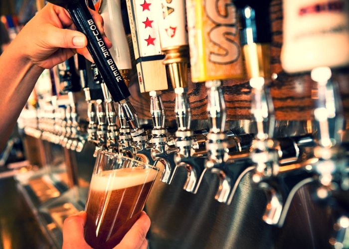 bia thủ công cho thực đơn quán bar